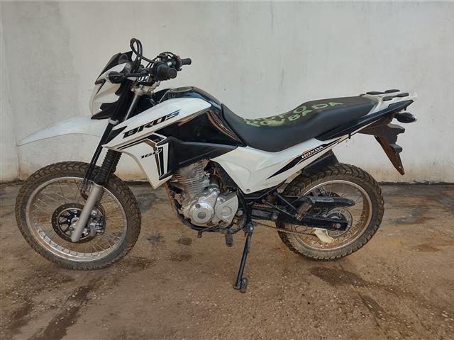 HONDA NXR160 BROS ESDD 2023/2023 BRANCA HONDA NXR160 BROS ESDD 2023/2023 BRANCA